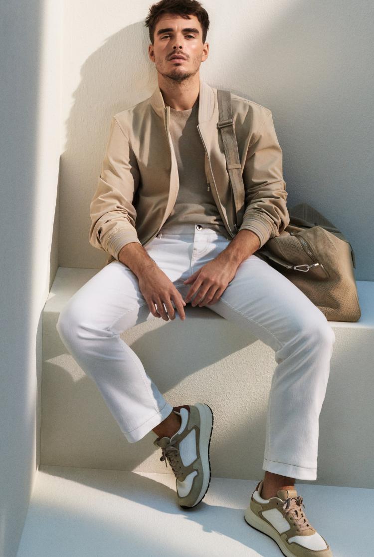 boss-ss26-kampanja-megan-fejhi-kori-milkris-s-kups-luksuzna-moda-boss-prolece-leto-2026-1