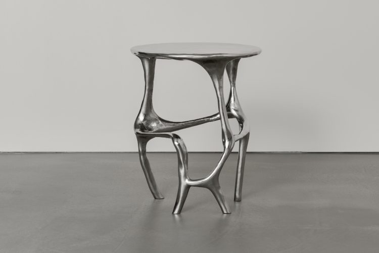 sami-savatli-love-kolekcija-love-chair-side-table-kolekcionarski-dizajn-namestaj-2026-3