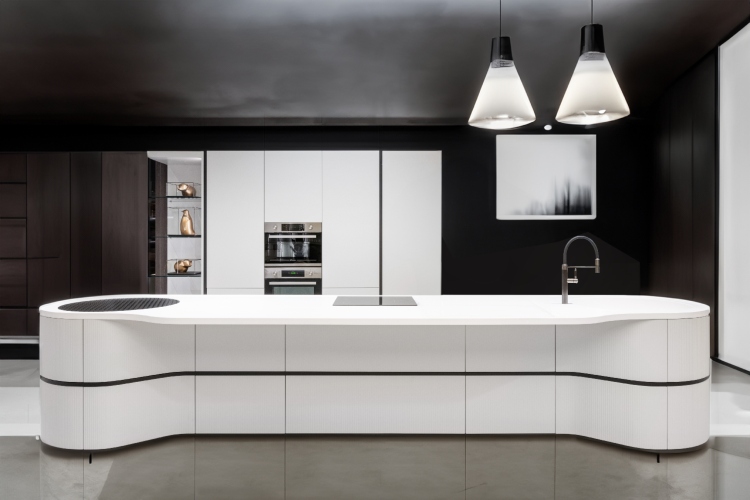 ARAN Cucine: Transparent Elegance in Contemporary Kitchens