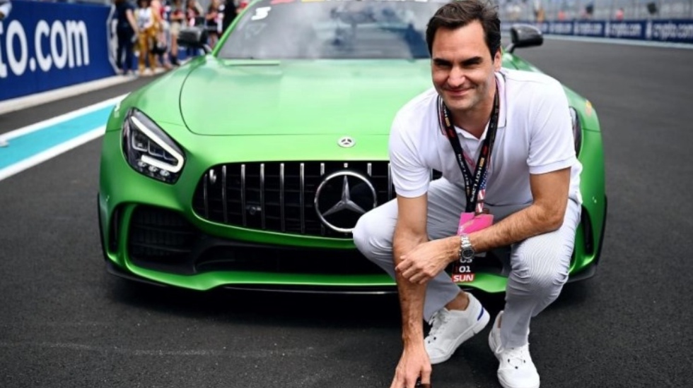 Federer unveils another new Rolex at Formula 1 in Miami