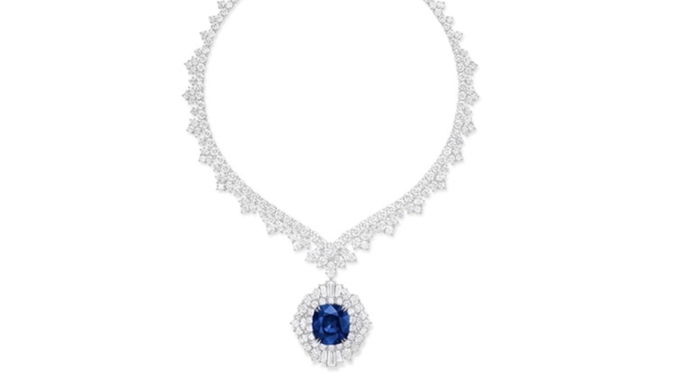 Stunning new Harry Winston necklace contains a 43 carat Kashmir sapphire