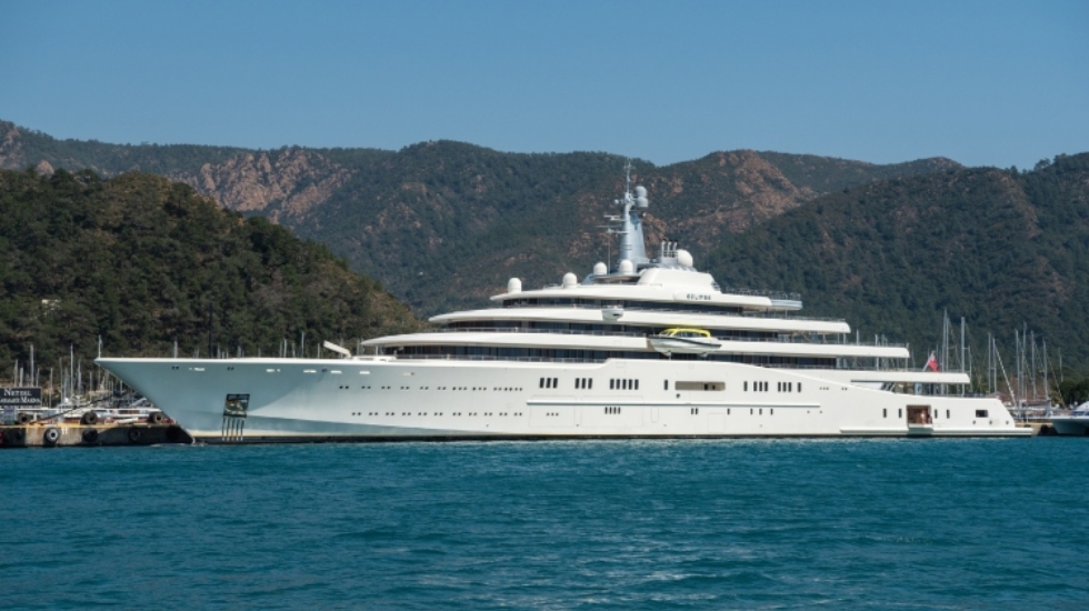 Roman Abramovich's £1 billion Eclipse yacht has its own missile defense system