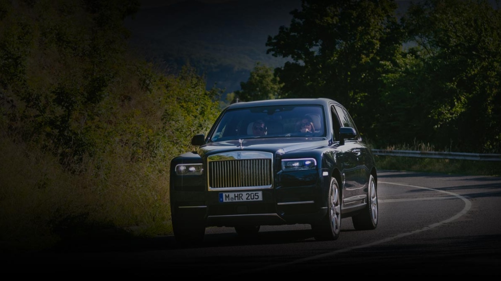 Luxury adventure in Budapest - Rolls Royce Cullinan