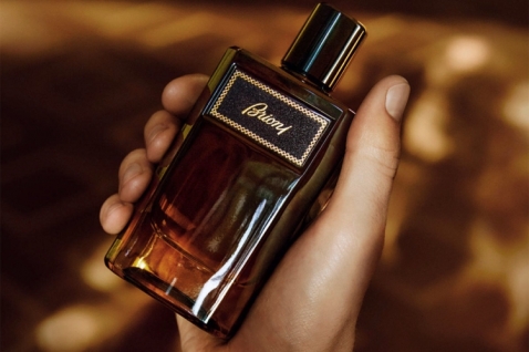 brioni-predstavlja-novi-eau-de-parfum-suave-miris-elegancije-i-smirenosti (1).jpg