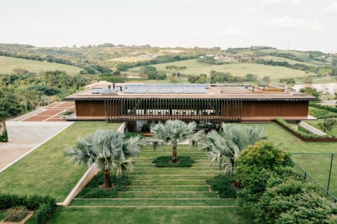 valencia-house-luksuzno-letnje-utociste-u-srcu-brazila (1).jpg