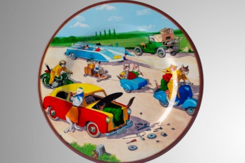 mario-luca-giusti-predstavlja-praznicnu-kolekciju-za-2025-boja-nostalgija-i-elegantni-akril (1).jpg