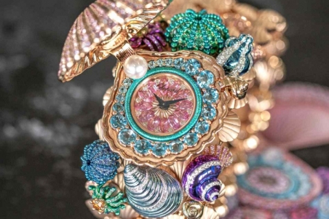 chopard-predstavlja-laguna-sat-iz-kolekcije-red-carpet (1).jpg