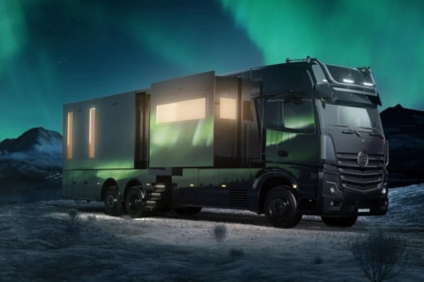 brabus-big-boy-1200-luksuzna-kuca-na-tockovima-koja-je-osvojila-oskara-za-dizajn (1).jpg