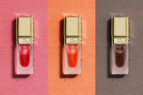dolcegabbana-oil-lip-plumper-tri-nove-boje-koje-mirisu-na-italijansko-leto (1).jpg