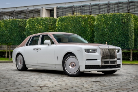 rolls-royce-phantom-dentelle-besprekorno-remek-delo-nadahnuto-umetnoscu-cipke (1).jpg