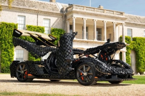 lego-technic-koenigsegg-sadairs-spear-goodwood-festival-of-speed-hiperautomobil-lego-replika-2026.jpg