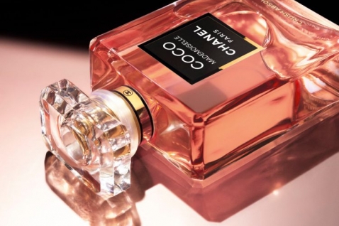 chanel-coco-mademoiselle-crush-absolu-novi-zenski-parfem-2026 (1).jpg