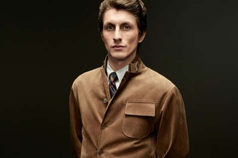 dunhill-jesen-zima-2026-muska-moda-blejzer-britansko-krojenje.jpg