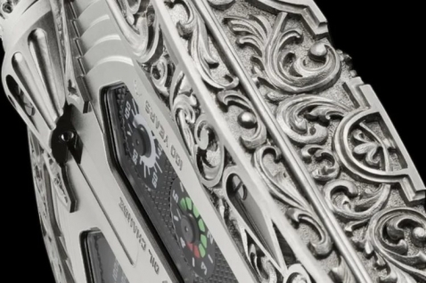 urwerk-ur-1001-amadeus-2026-dzepni-sat-milenijum-rucna-gravura-luksuzni-sat (1).jpg